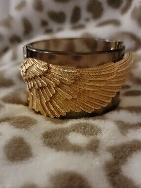 SUPER RARE Juicy Couture Gold Wing Cuff Bracelet